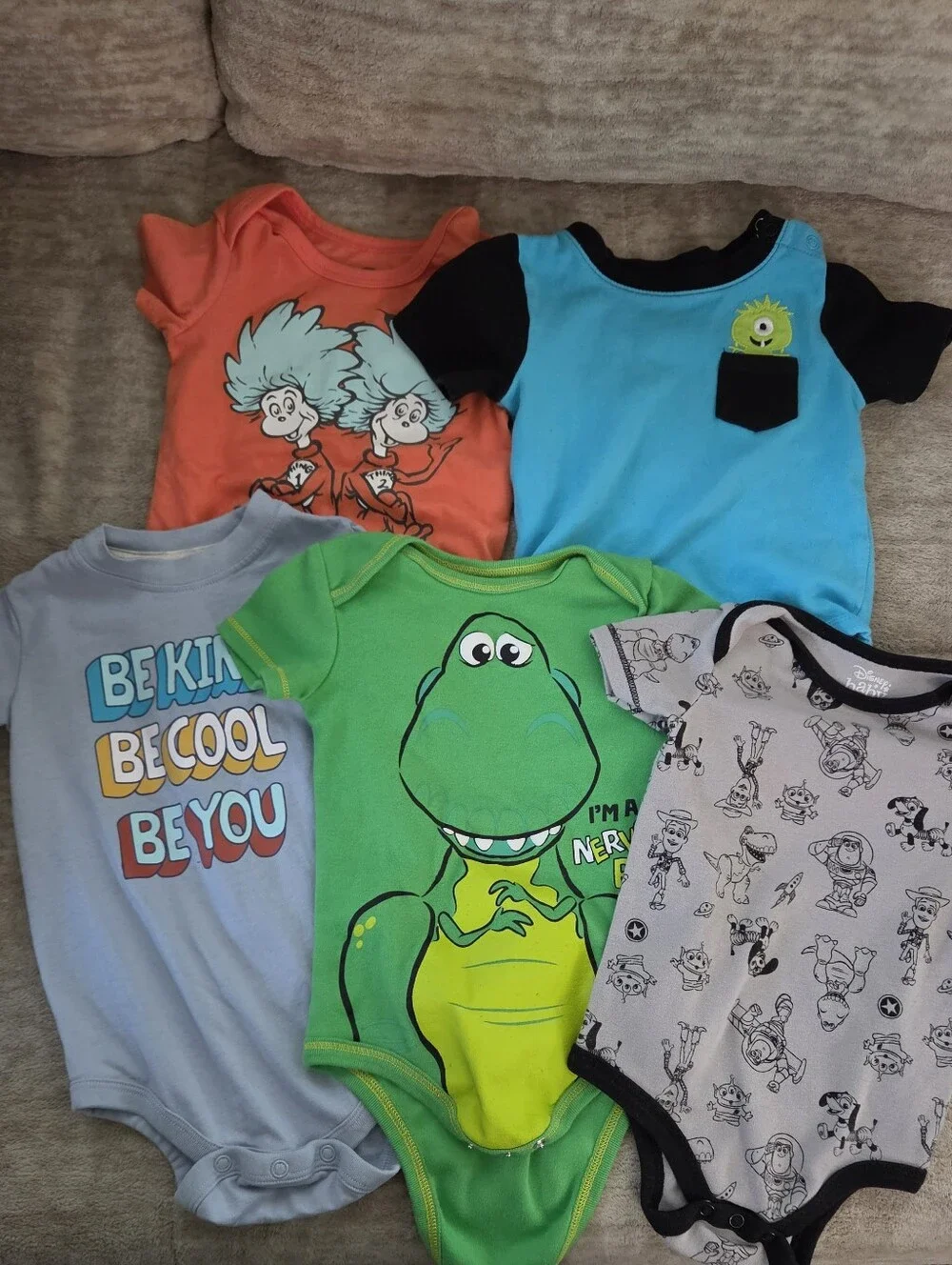 Five Boys 18m Short Sleeve Onsies
